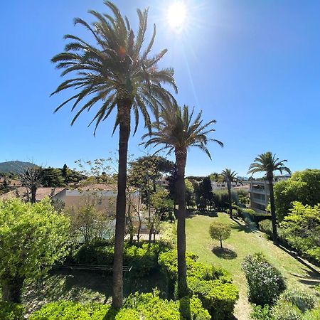 T5 Renove A 4 Min De La Plage Saint-Cyr-sur-Mer Luaran gambar