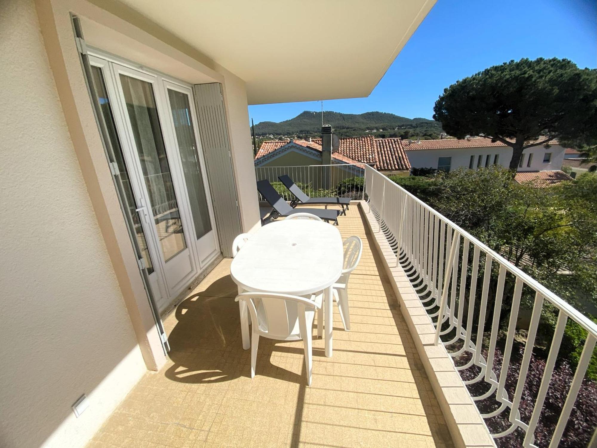T5 Renove A 4 Min De La Plage Saint-Cyr-sur-Mer Luaran gambar
