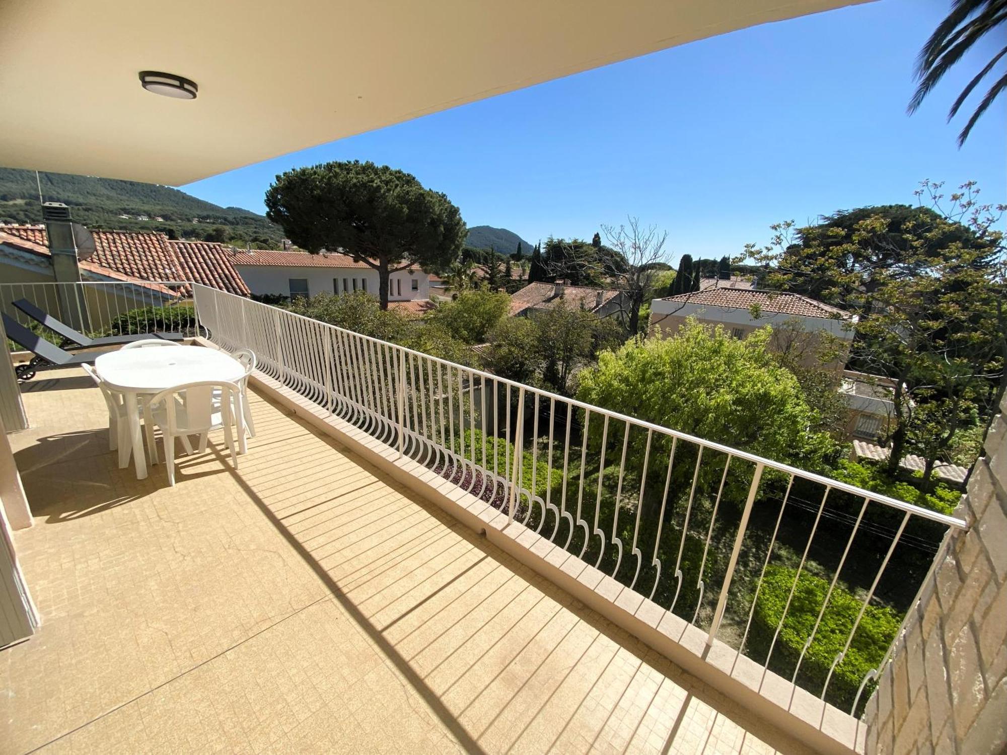 T5 Renove A 4 Min De La Plage Saint-Cyr-sur-Mer Luaran gambar